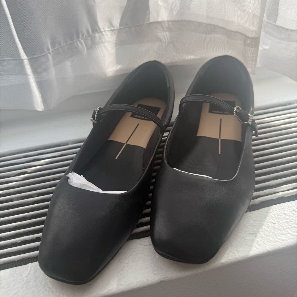 Dolce Vita Reyes Leather Ballet Flats size 6.5